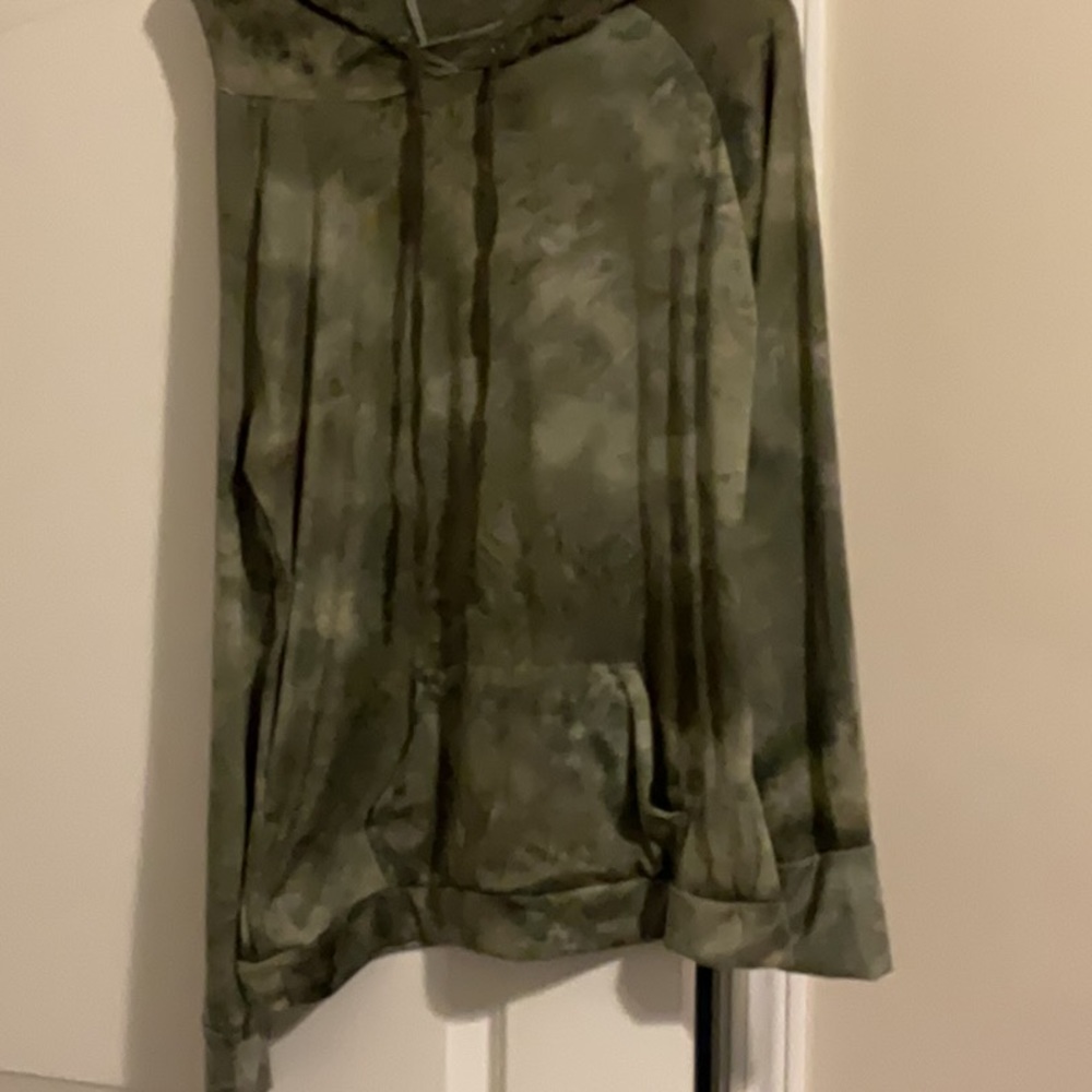 Hello Mello pull over - Picture 2 of 5